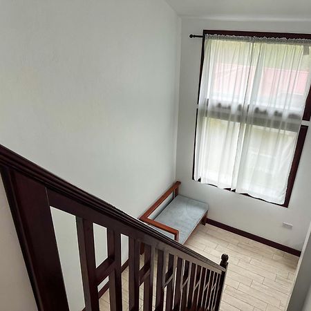 Villa Copthall Trafalgar Экстерьер фото